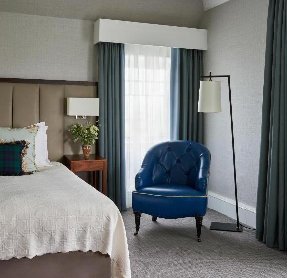 חדר קלאסי, Marine Troon