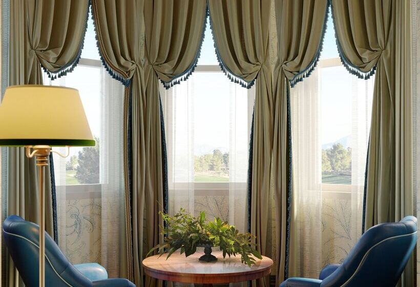 סוויטת ג'וניור נוף לים, Marine Troon