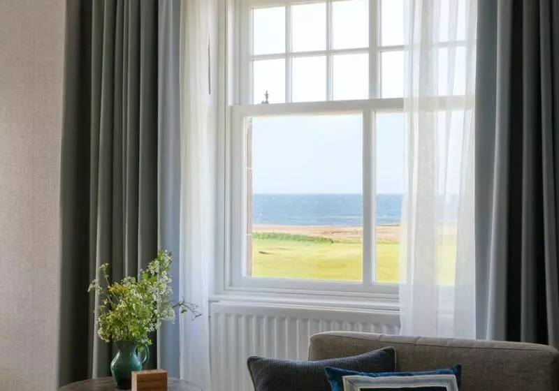 Classic-huone, Marine Troon