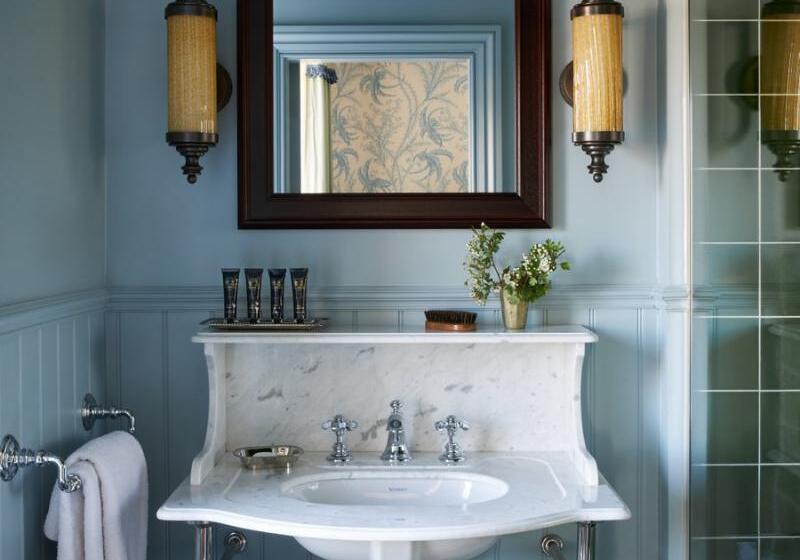 סוויטת ג'וניור נוף לים, Marine Troon