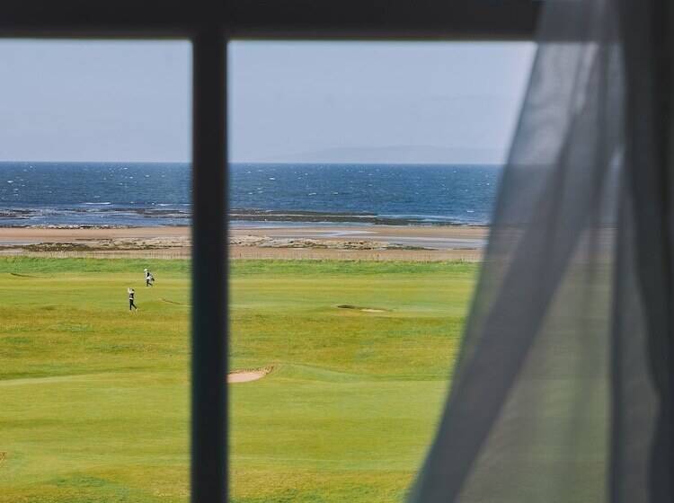 חדר דלוקס נוף לים, Marine Troon