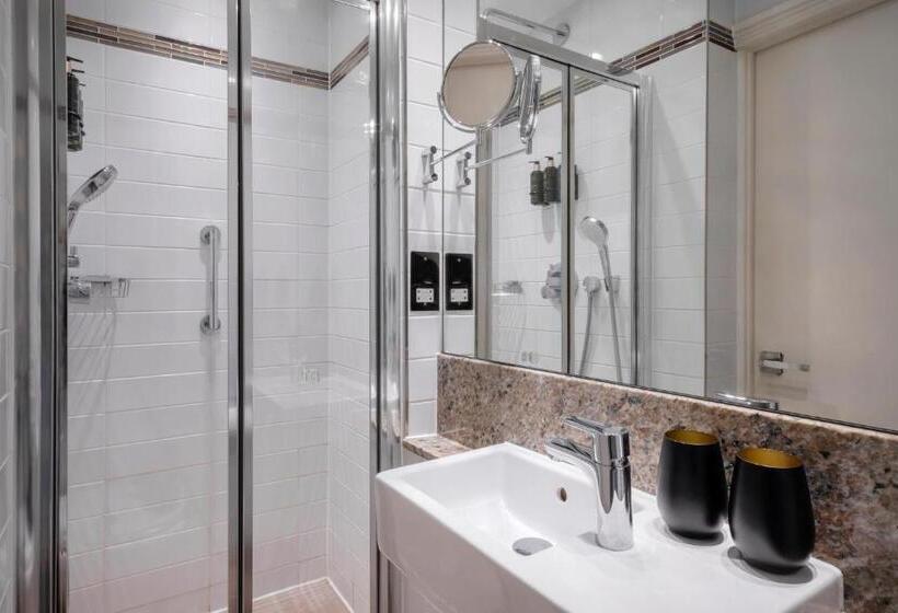 Номер Стандарт, Meliá London Kensington Member Of Meliá Collection