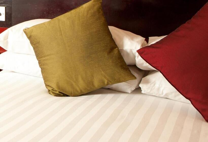 Классический Номер, Mercure York Fairfield Manor