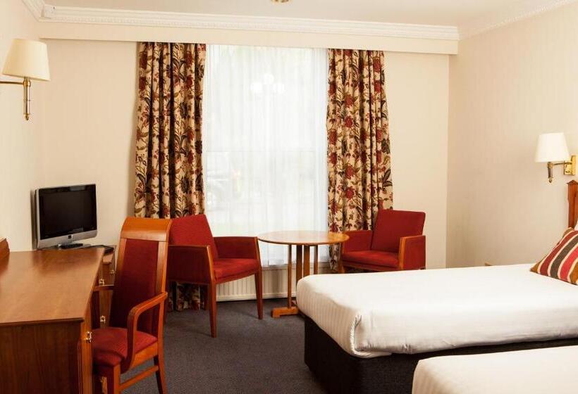 Семейный Номер Классика, Mercure York Fairfield Manor