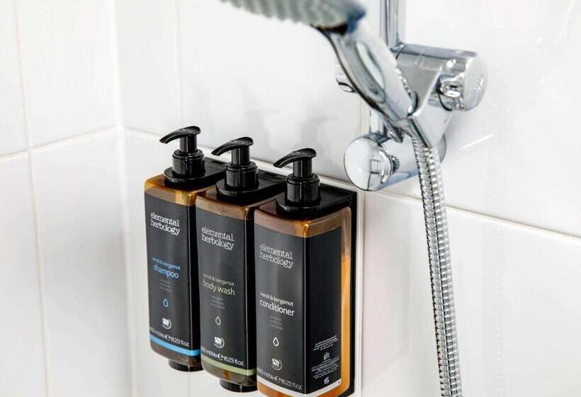 Номер Стандарт, Mercure York Fairfield Manor