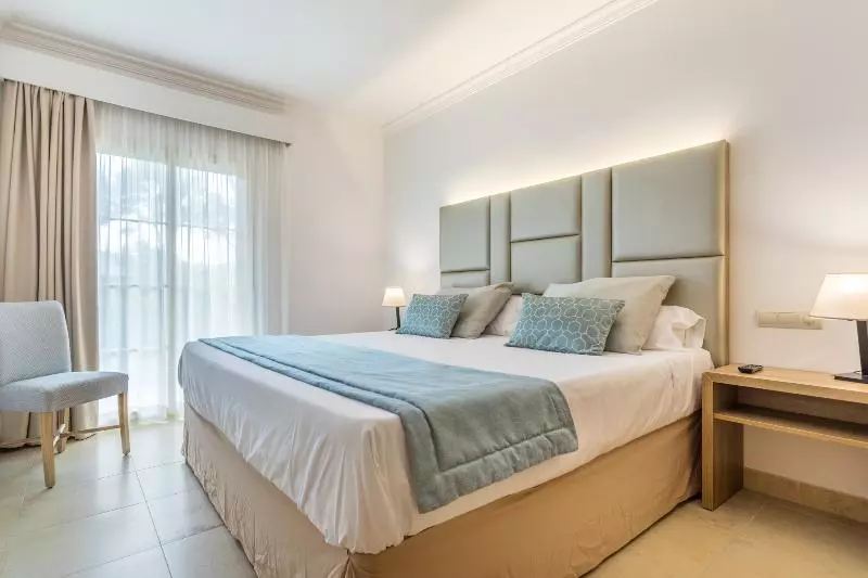 اتاق استاندارد, Mercure York Fairfield Manor