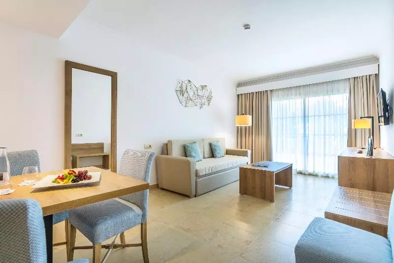 اتاق استاندارد, Mercure York Fairfield Manor