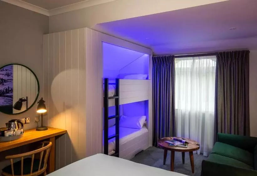 ファミリールーム, North Lakes Hotel And Spa