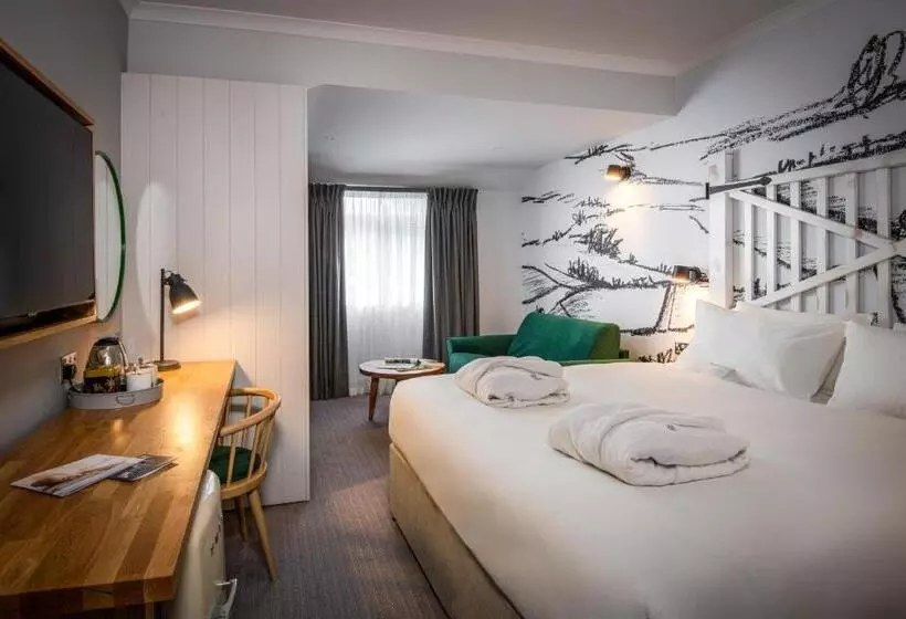 ファミリールーム, North Lakes Hotel And Spa