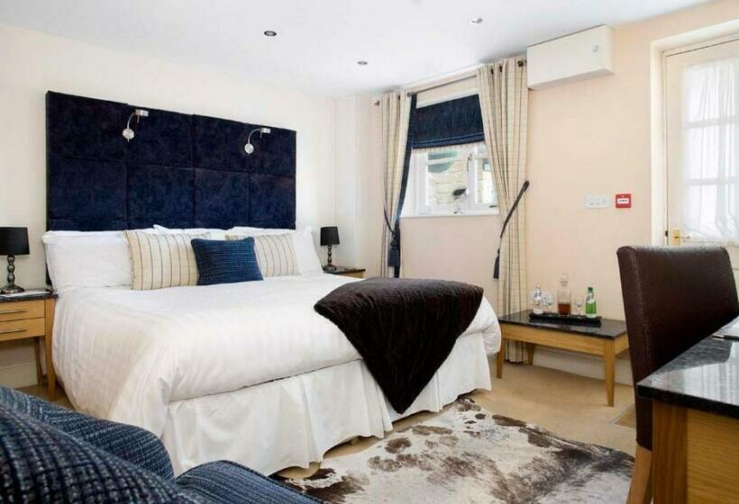 Номер Стандарт, Redesdale Arms