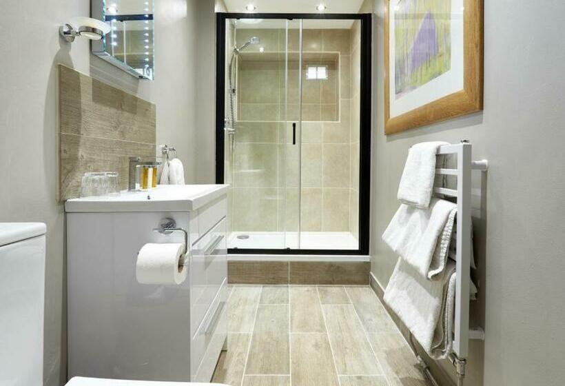 Номер Стандарт, Redesdale Arms