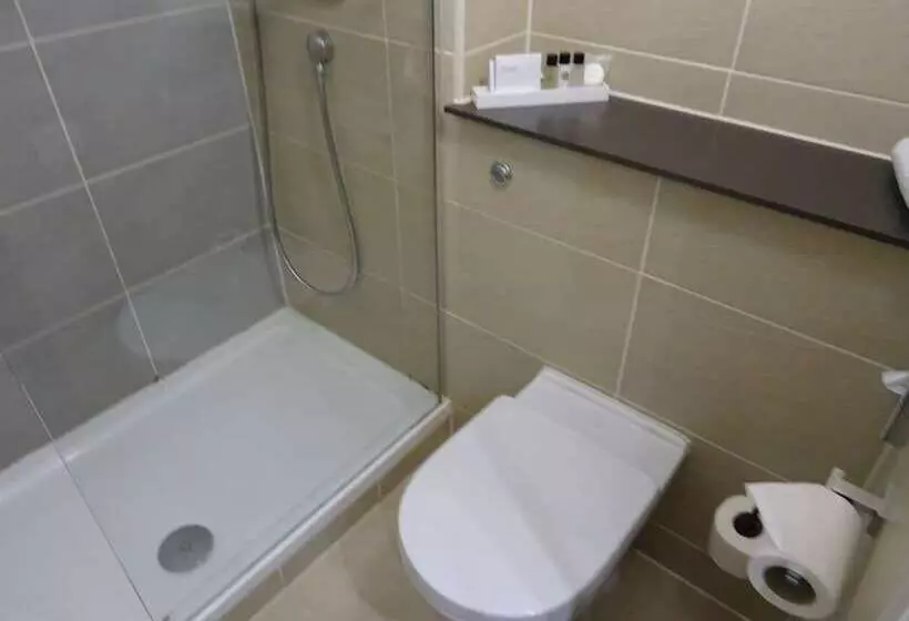 ファミリールーム, Garner Hotel Preston Samlesbury, An Ihg