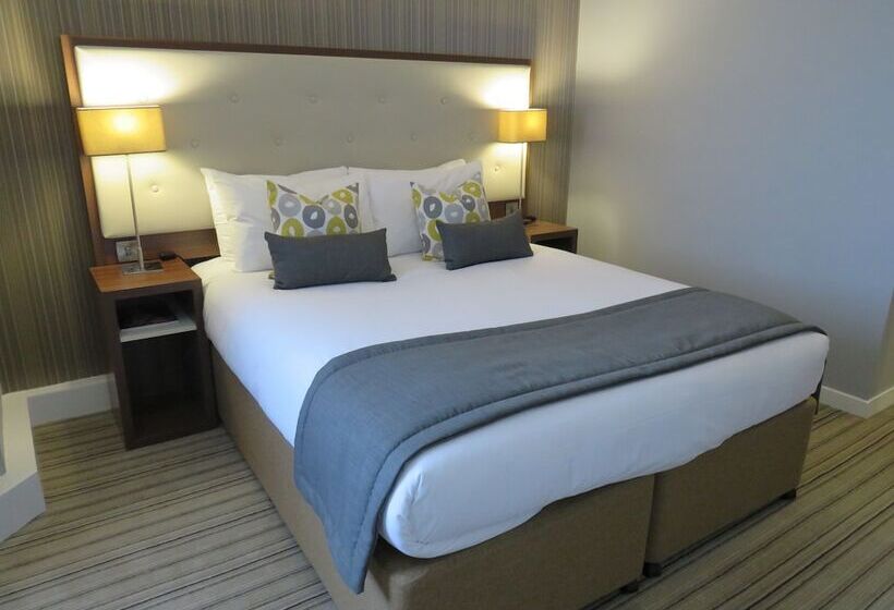 Номер Клуб, Garner Hotel Preston Samlesbury, An Ihg