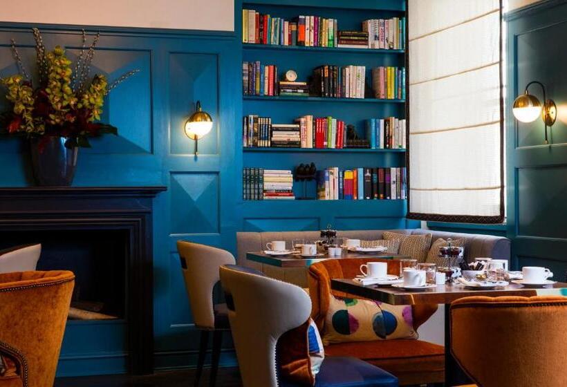 Дом 1 Спальня, The Academy Small Luxury Hotels Of The World