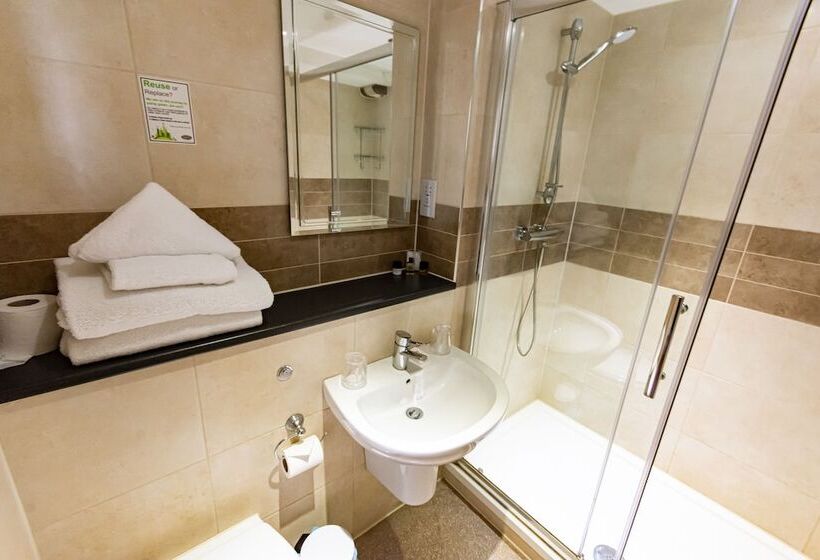 غرفة عائلية, The Mill