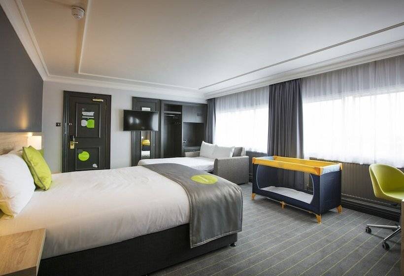 ファミリールーム, Thistle Express Swindon