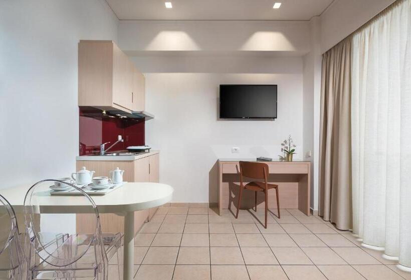 استودیوی استاندارد, Alexandra Hotel&apartments