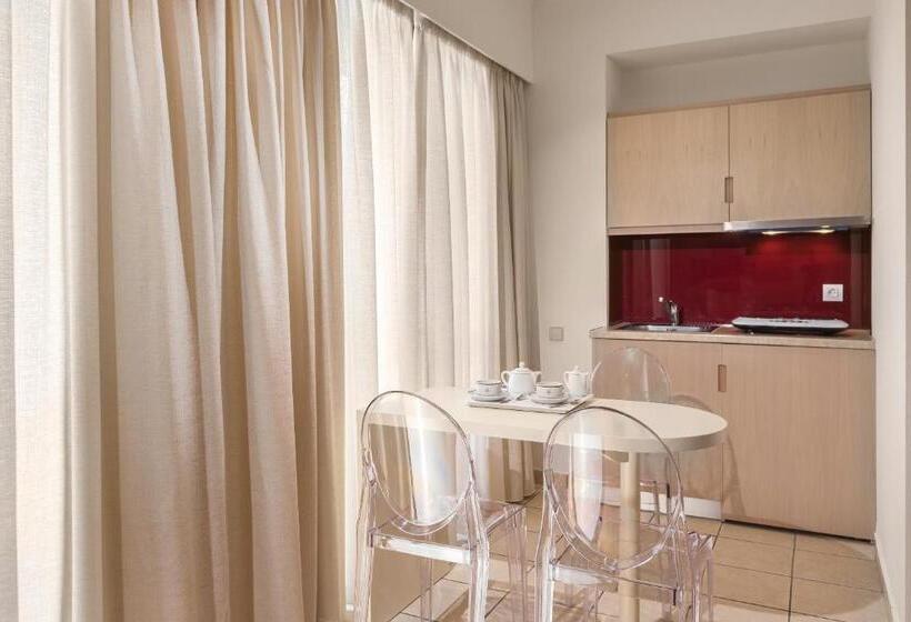 استودیوی استاندارد, Alexandra Hotel&apartments