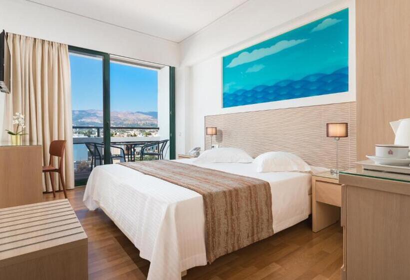 استودیوی لوکس, Alexandra Hotel&apartments