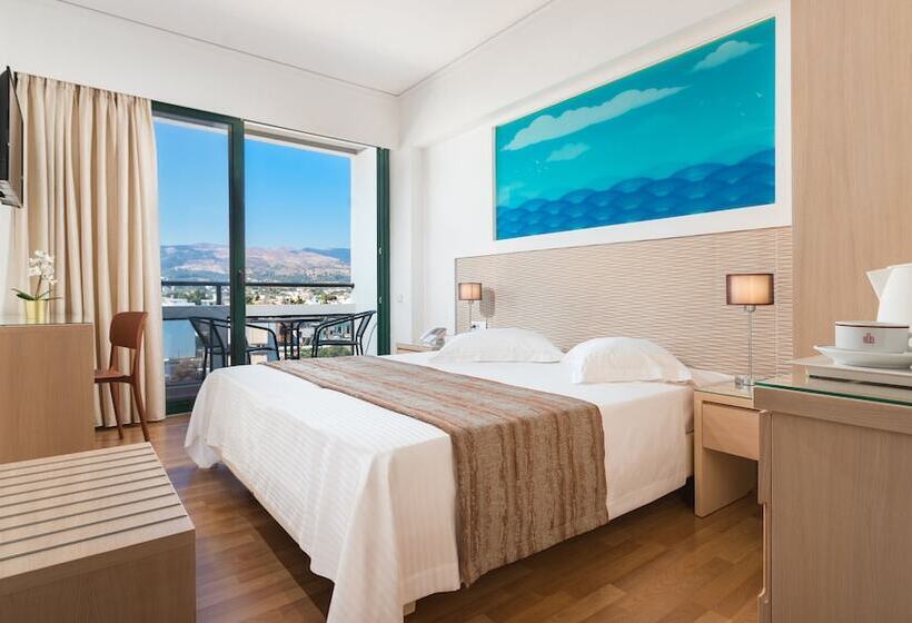 اتاق استاندارد یک نفره, Alexandra Hotel&apartments