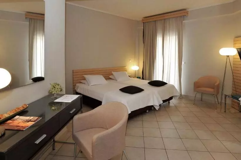 اتاق استاندارد یک تخته با چشم‌انداز شهر, Astoria Hotel Thessaloniki
