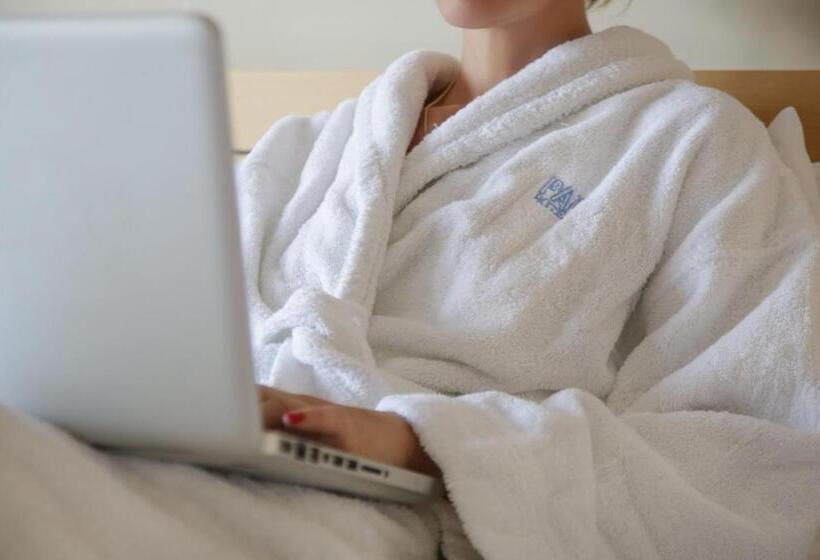 غرفة قياسية فردية مطلة على المدينة, Astoria Hotel Thessaloniki