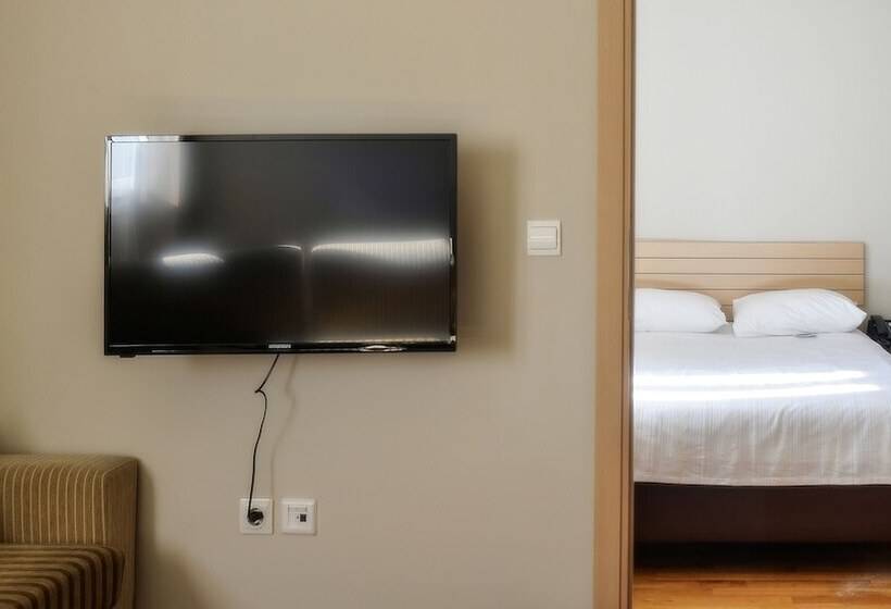 غرفة عائلية متصلة, Astoria Hotel Thessaloniki