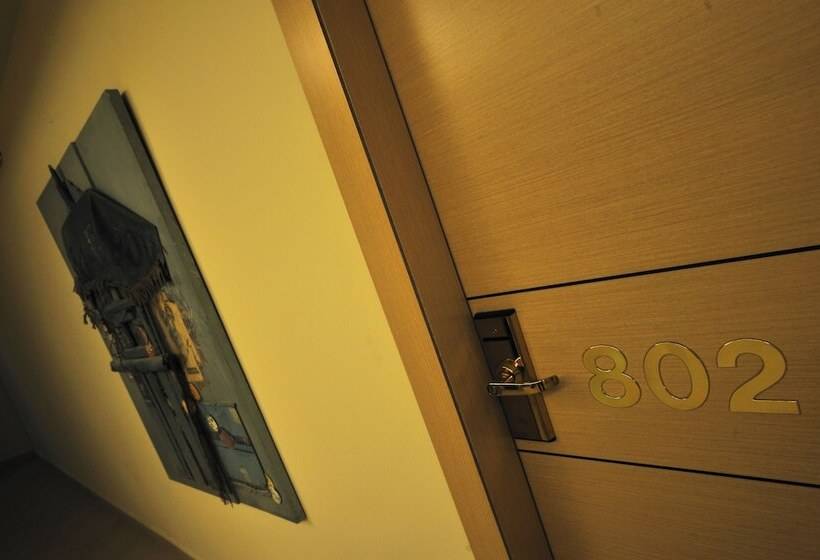 غرفة عائلية متصلة, Astoria Hotel Thessaloniki