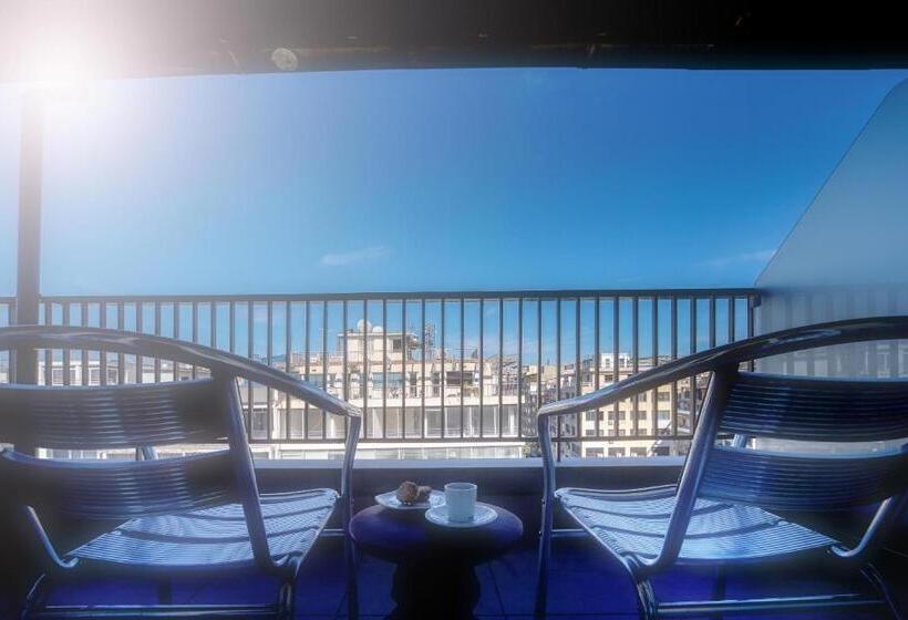 جناح دور أخير, Astoria Hotel Thessaloniki