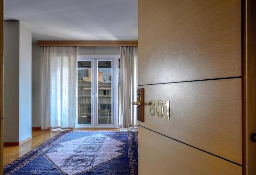 جناح دور أخير, Astoria Hotel Thessaloniki