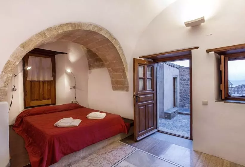 エコノミールーム, Bastione Malvasia