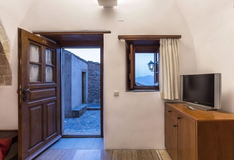 غرفة إقتصادية, Bastione Malvasia