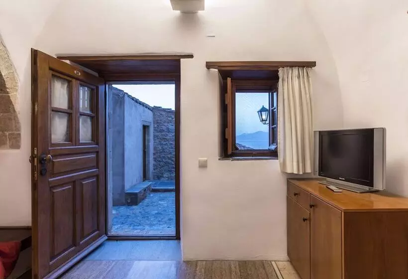 エコノミールーム, Bastione Malvasia