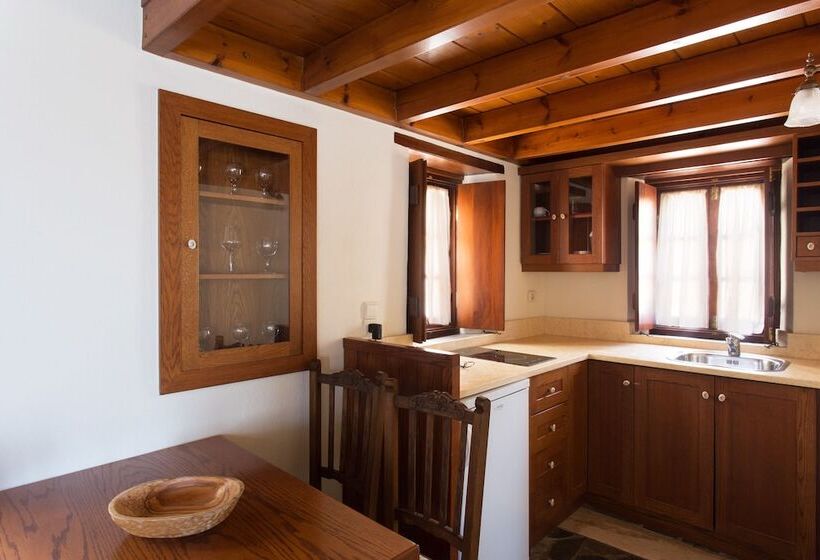 جناح عائلي, Bastione Malvasia