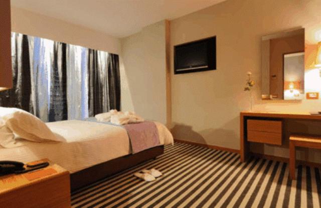 סוויטת ג'וניור, Galaxy City Center