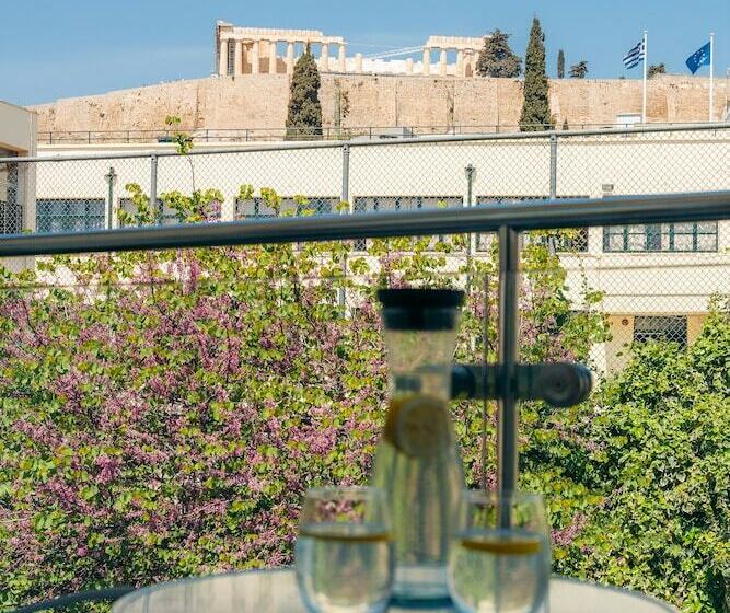 景色の見えるスーペリアルーム, Herodion