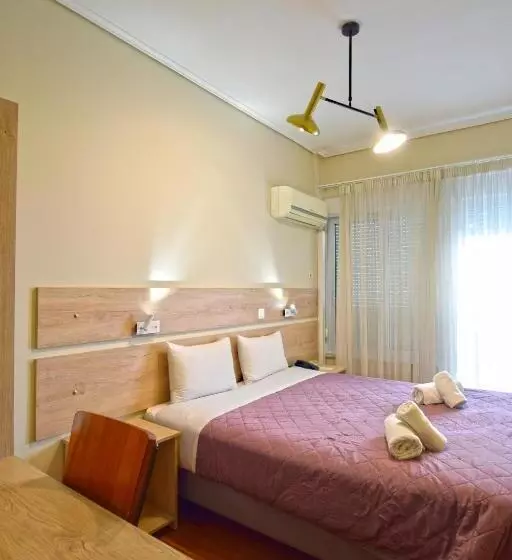 Chambre Standard Individuelle, John S