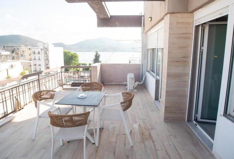 סוויטת ג'וניור דלוקס, John S