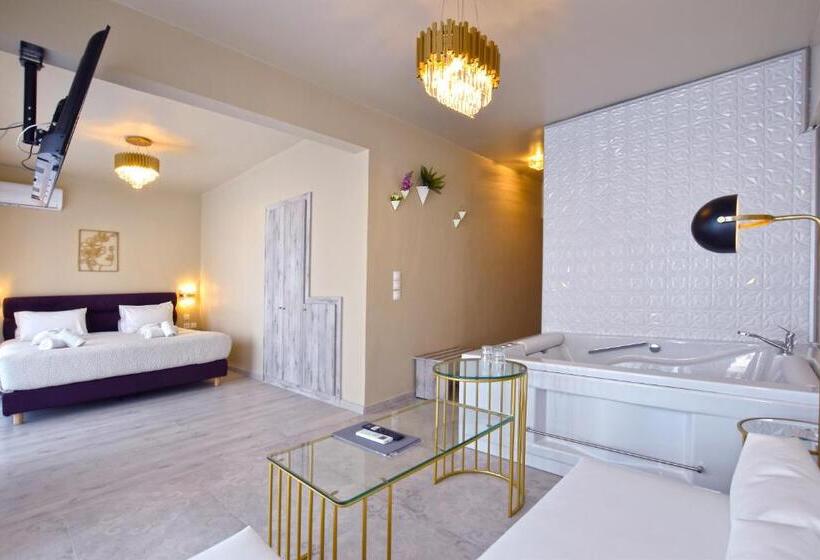 סוויטה עם ג'קוזי, John S