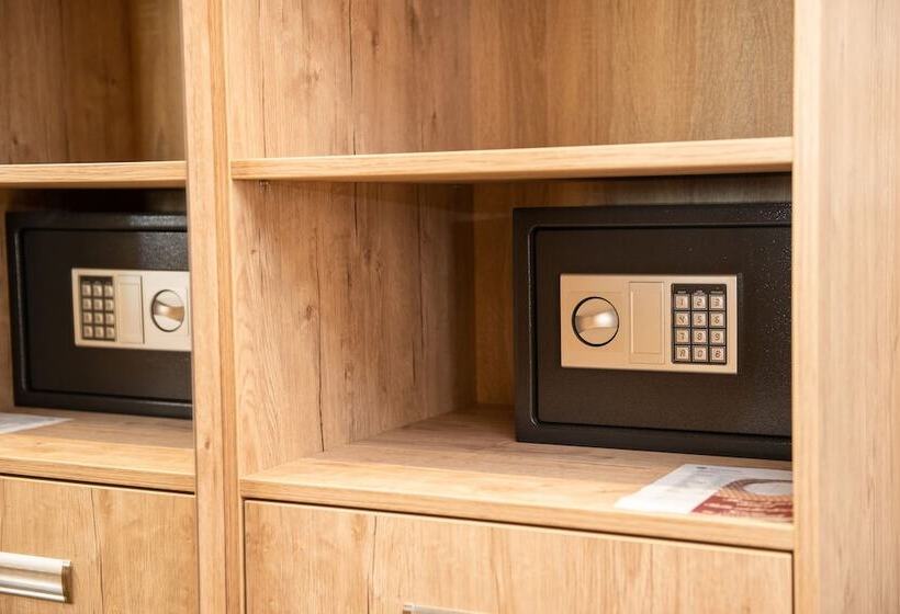 Номер Superior, Margaréta