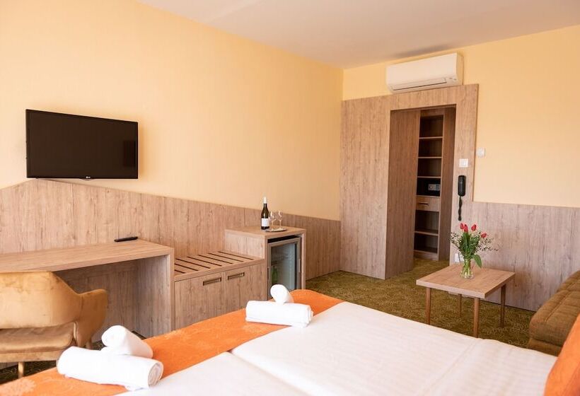 Номер Superior, Margaréta