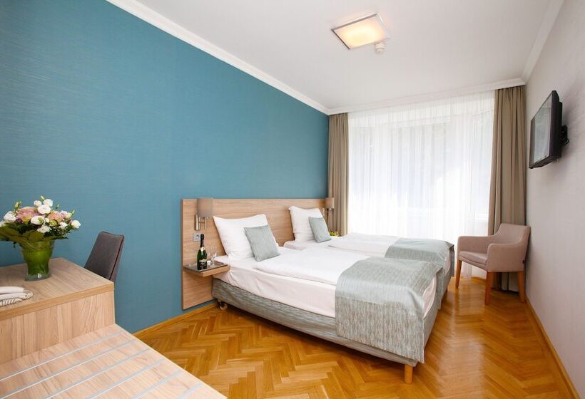 Номер Комфорт, Medos