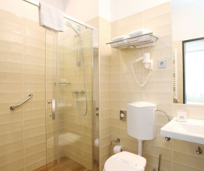 Номер Superior, Medos