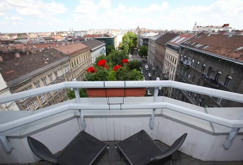 Superior Room with Balcony