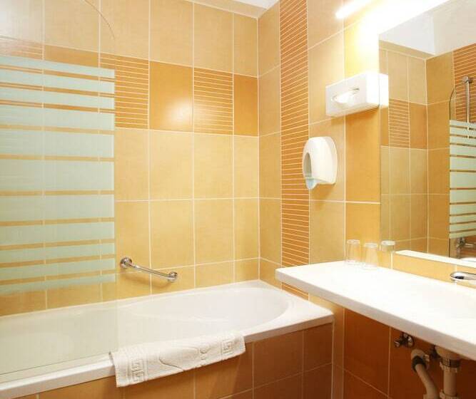 Трехместный Номер Комфорт, Medos