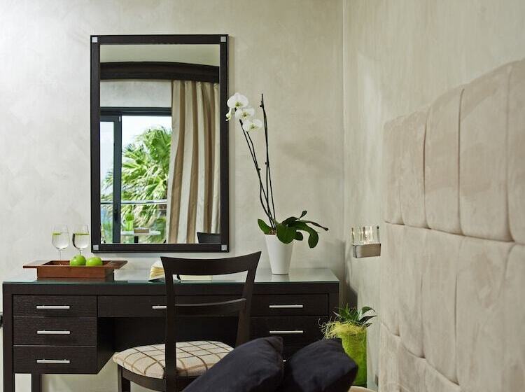 标准间, Mitsis Faliraki