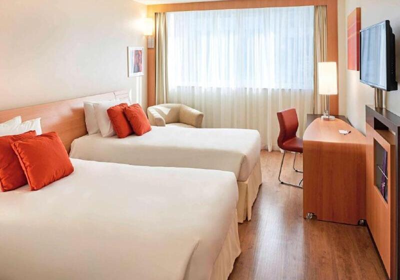 带海景标准四人间, Mitsis Faliraki