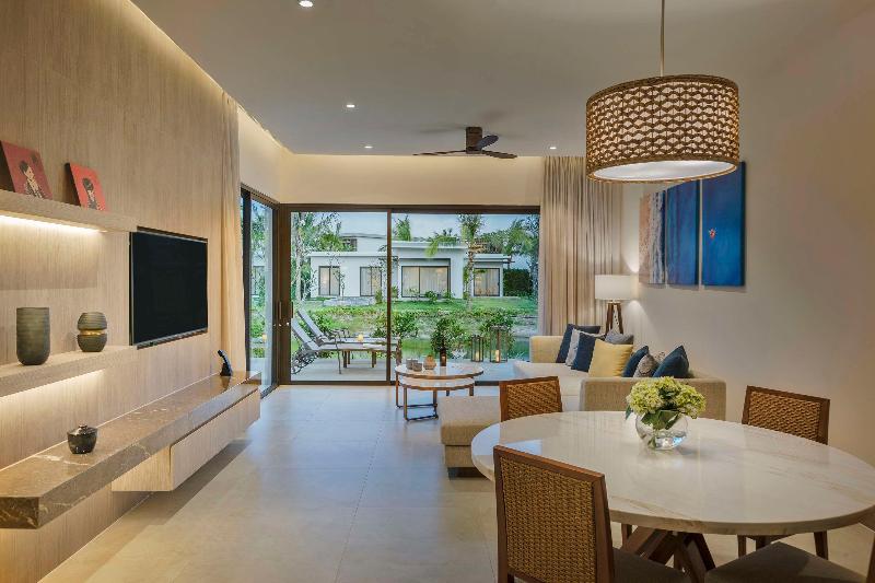 חדר סופריור לשלושה עם נוף לים, Oceanis Beach