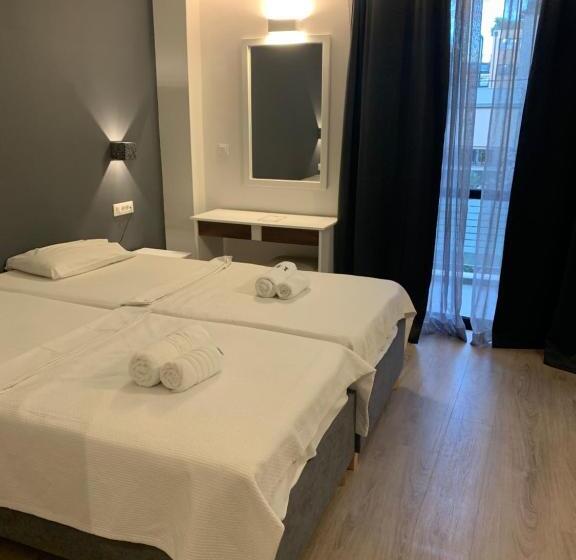 スタンダードルーム, Platon