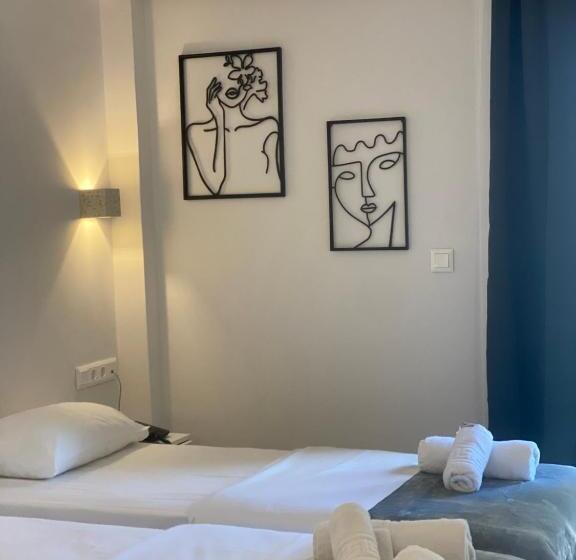 スタンダードトリプルルーム, Platon